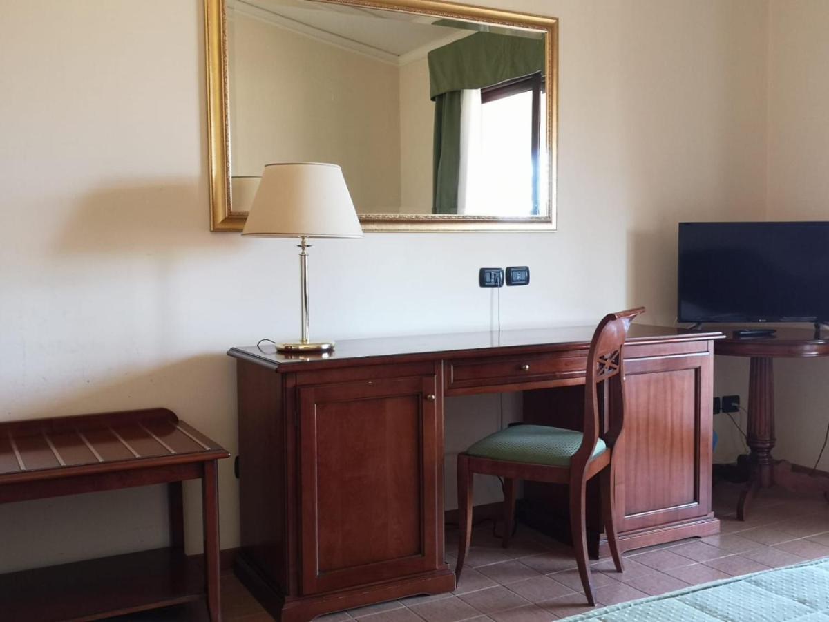 Hotel Villa Peretti Джеля Екстериор снимка