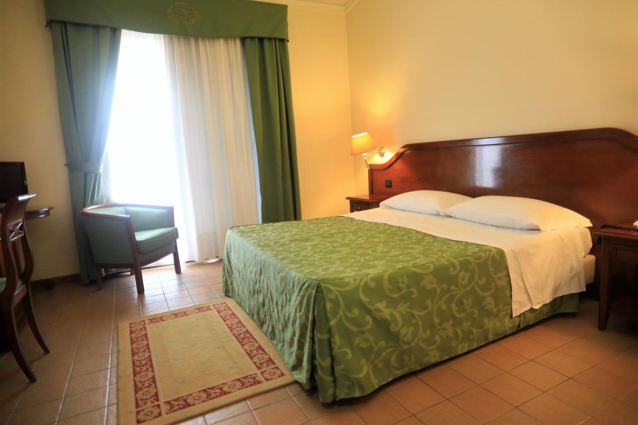 Hotel Villa Peretti Джеля Екстериор снимка